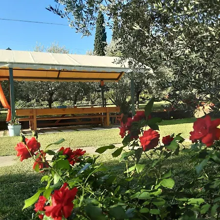 La Casetta Alloggio per agriturismo Affi